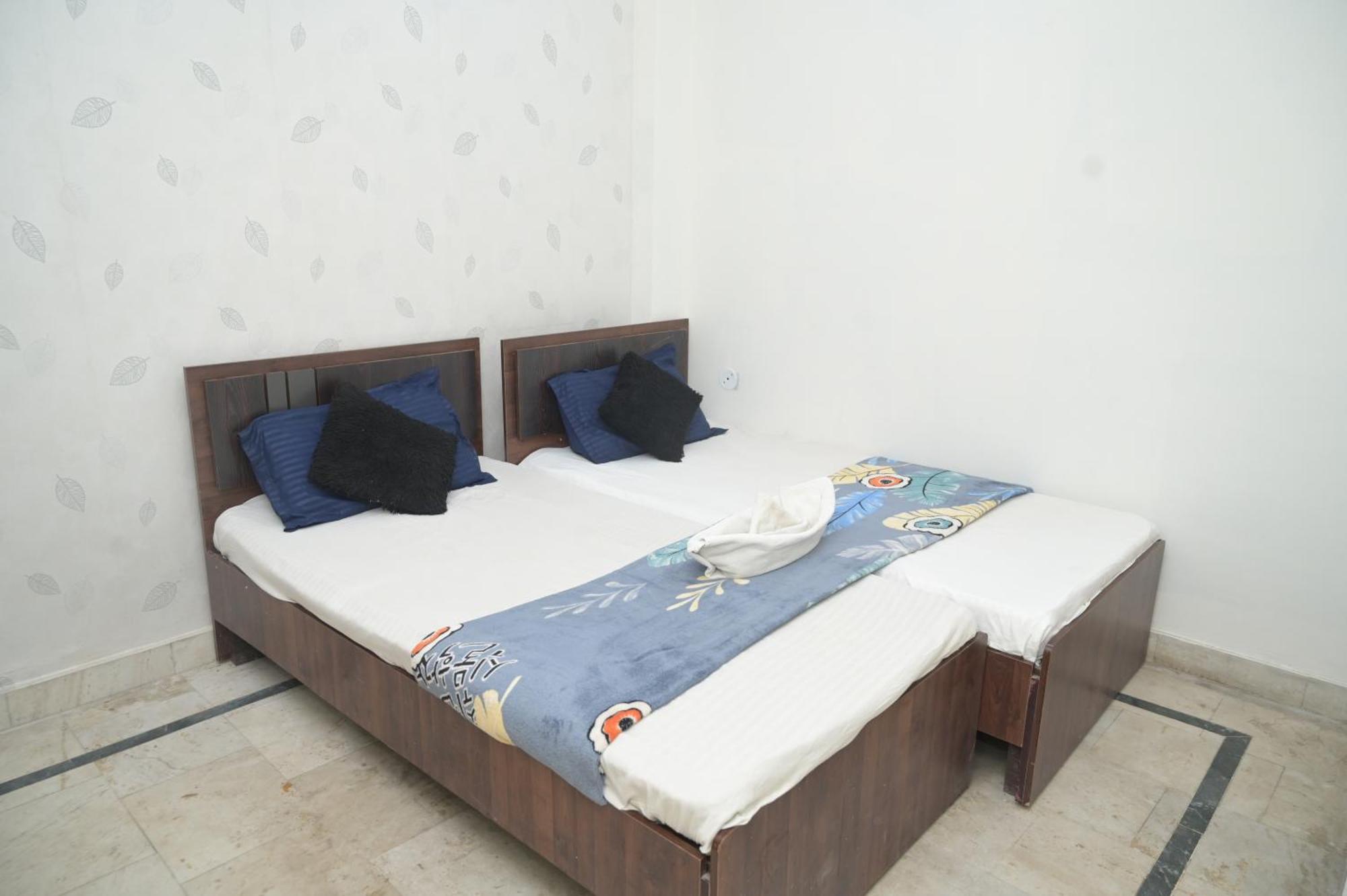 Rk Hotel Rooms Rāipur 外观 照片