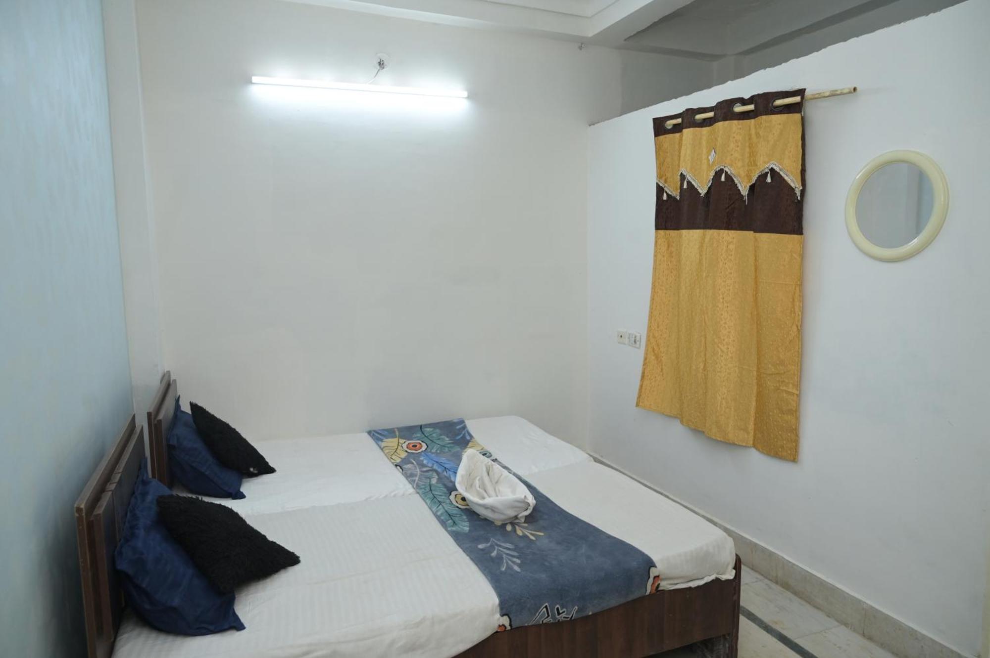Rk Hotel Rooms Rāipur 外观 照片